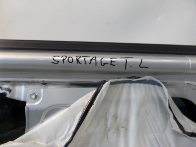 KIA SPORTAGE III 10- DRZWI LEWE TYŁ