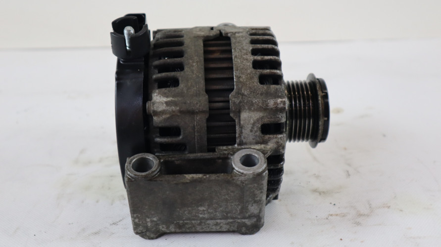 VOLVO V70 III ALTERNATOR 6G9N-10300-ABC