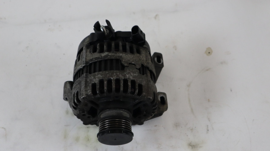 VOLVO V70 III ALTERNATOR 6G9N-10300-HD