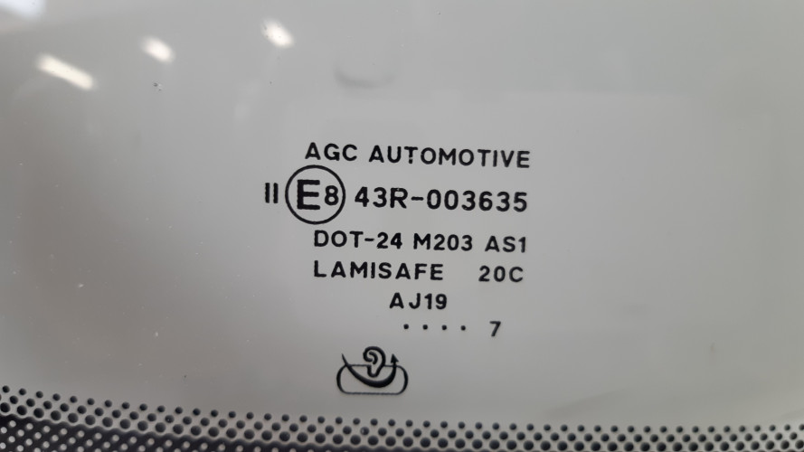 JEEP RENEGADE SZYBA CZOŁOWA