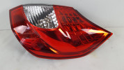 RENAULT SCENIC II LAMPA PRAWA TYŁ 8200474327