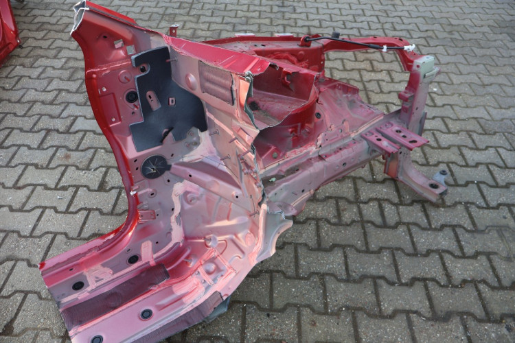 MITSUBISHI ECLIPSE CROSS ĆWIARTKA LEWA PRZÓD P62