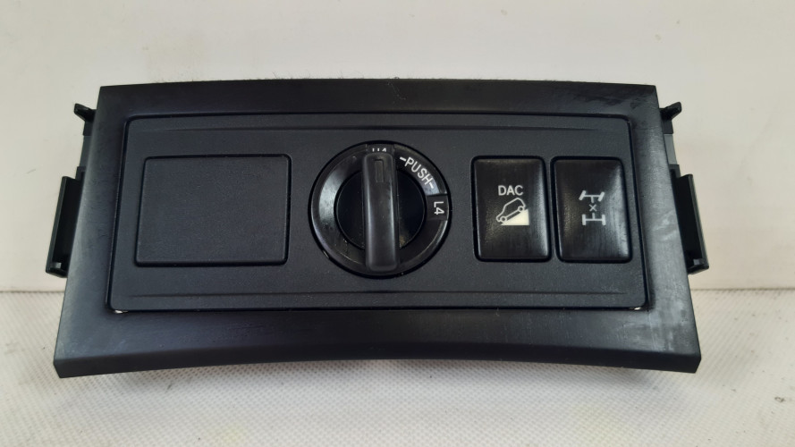 TOYOTA LAND CRUISER 150 PANEL NAPĘDÓW 55539-60160