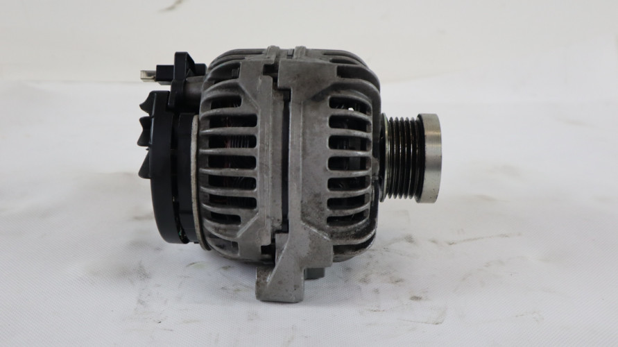 VOLVO XC70 2.4 D5 ALTERNATOR