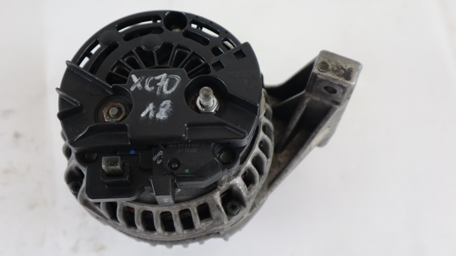 VOLVO XC70 2.4 D5 ALTERNATOR