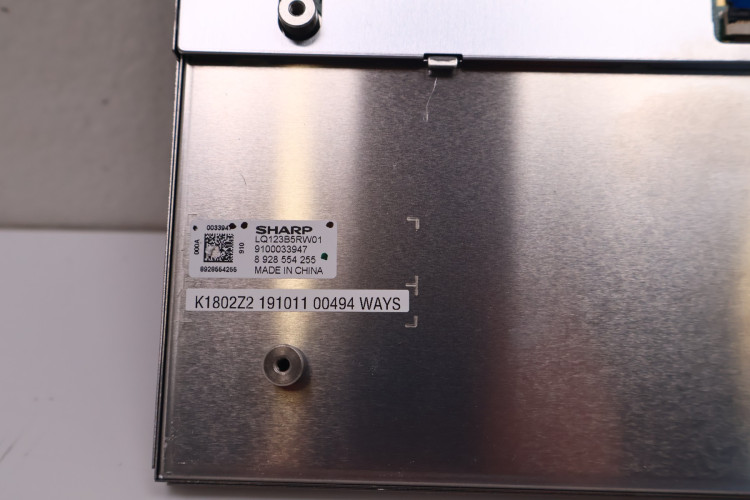 VOLVO V60 II EKRAN WYŚWIETLACZ LCD LQ123B5RW01