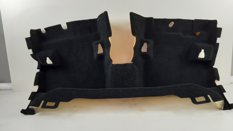 VOLVO XC40 MATA WYKŁADZINA PODŁOGA TYŁ 31448163