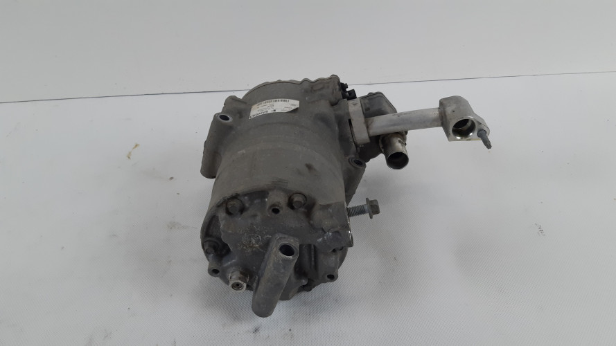 RANGE ROVER VOGUE L405 2.0 SI4 SPRĘŻARKA KLIMATYZACJI JPLA-19D662-AC