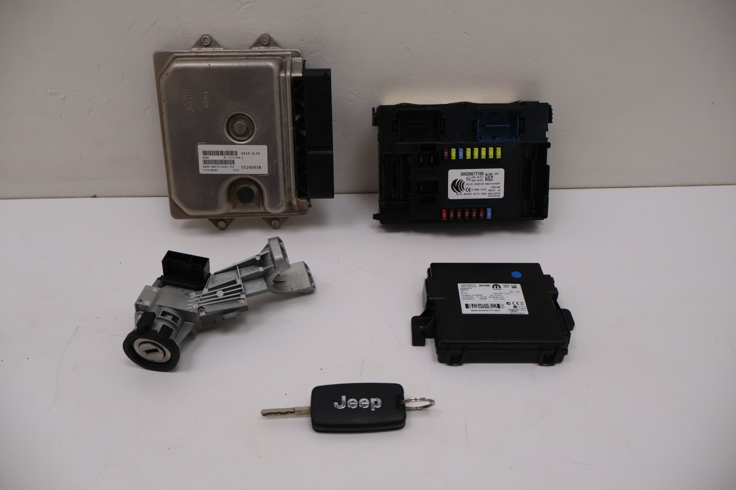 JEEP RENEGADE 1.4 MTA KOMPUTER STACYJKA BSI 519773460, 52061844, 520677700