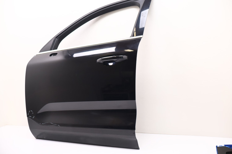 VOLVO XC40 DRZWI LEWE PRZÓD 717