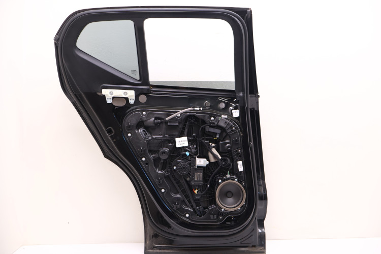 VOLVO XC40 DRZWI LEWE TYŁ 717