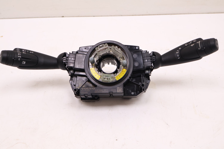 VOLVO XC40 PRZEŁĄCZNIK ZESPOLONY 32275368