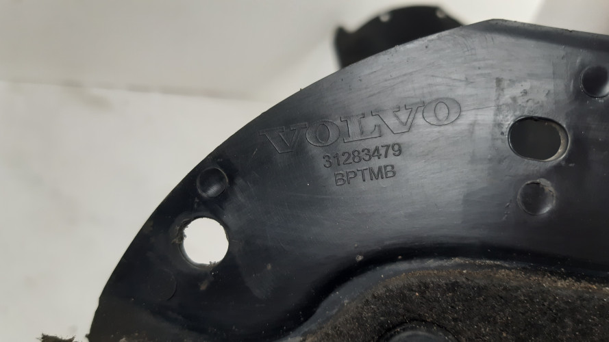 VOLVO XC60 I LIFT NADKOLE PRAWE TYŁ 31283479