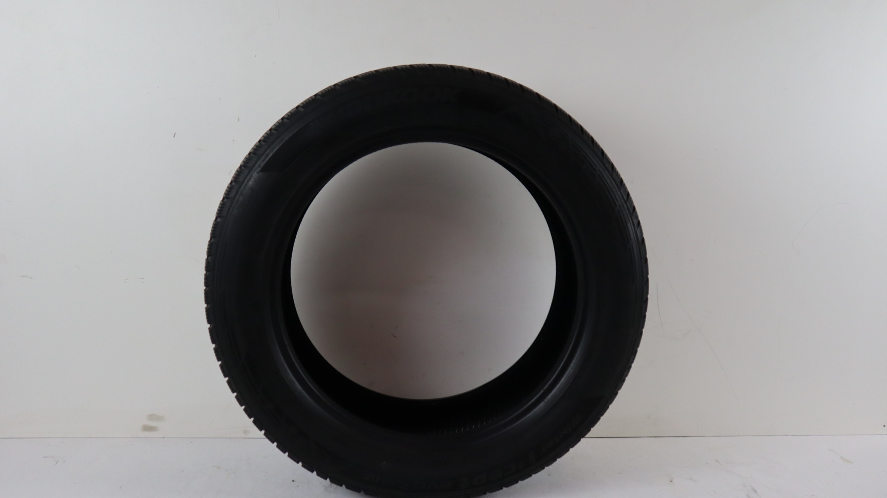 OPONA HANKOOK iCEPT EV02 235/55/19