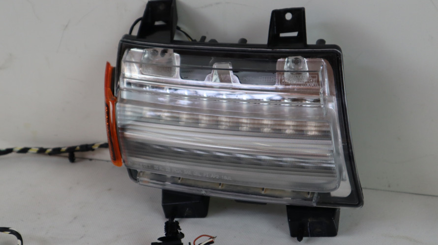 JEEP WRANGLER JL 18- HALOGEN LAMPA PRZECIWMGIELNA PRAWA 55112884AG