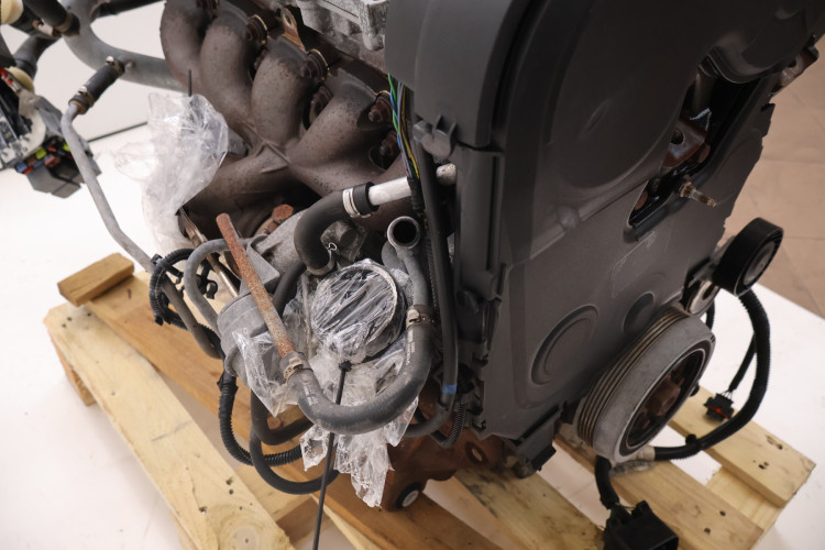 VOLVO V70 2.5 T SILNIK B5254T
