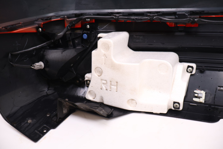 MITSUBISHI ECLIPSE CROSS ZDERZAK TYŁ P62