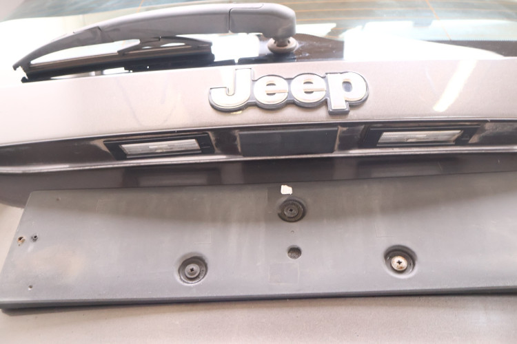 JEEP RENEGADE KLAPA BAGAŻNIKA 095