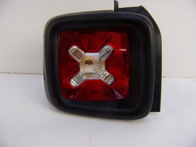 JEEP RENEGADE LAMPA LEWA TYŁ 51953121