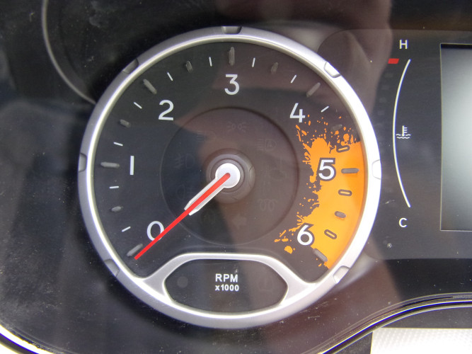 JEEP RENEGADE 2.0 MTJ LICZNIK ZEGAR ZEGARY 735625723 ANGLIA
