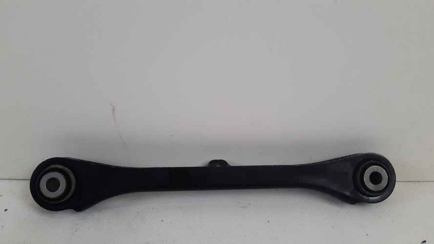 VOLVO XC40 WAHACZ TYŁ 32221140