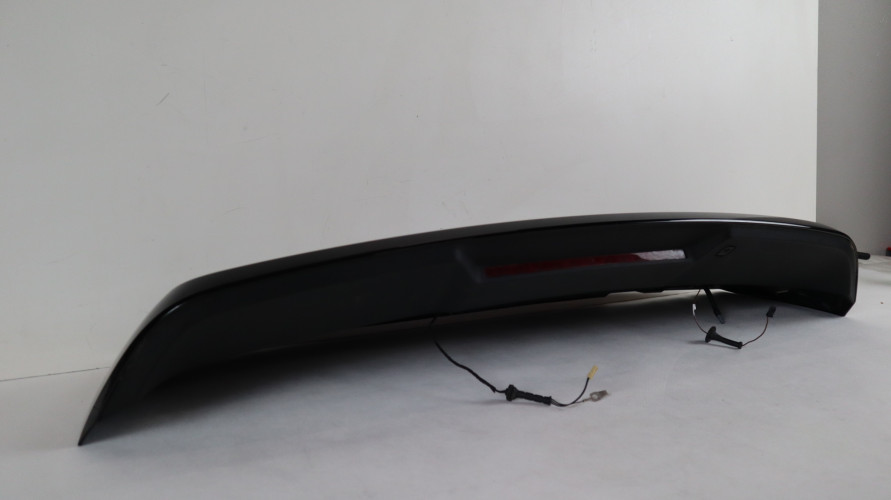 VOLVO XC40 SPOILER LOTKA KLAPY BAGAŻNIKA 31488325