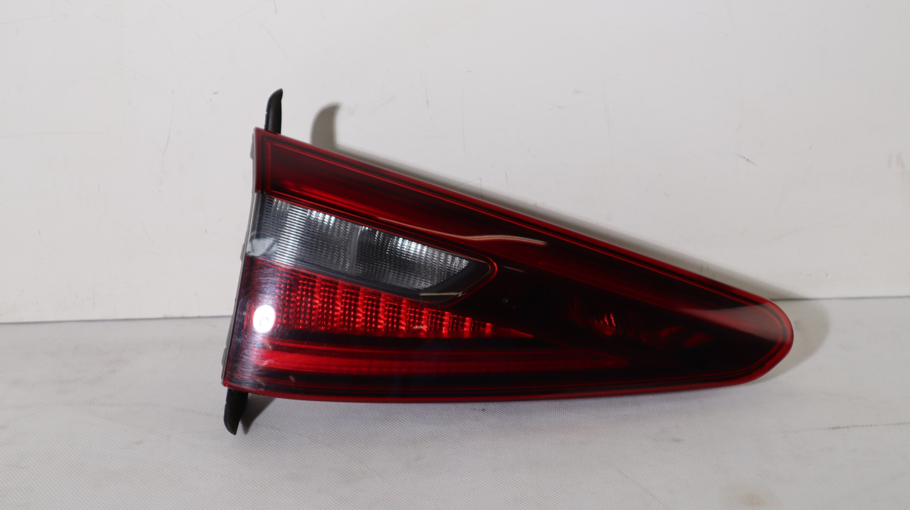 ALFA ROMEO STELVIO LAMPA LEWA TYŁ 505531790