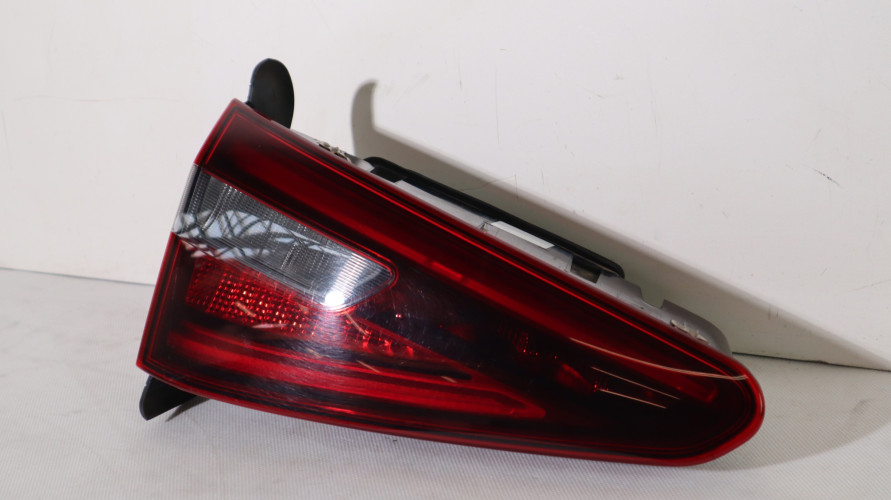 ALFA ROMEO STELVIO LAMPA LEWA TYŁ 505531790