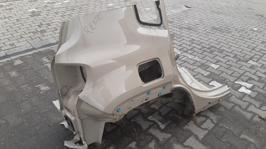 JEEP RENEGADE ĆWIARTKA PRAWA TYŁ