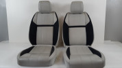 RANGE ROVER VELAR L560 TAPICERKA FOTELI KOMPLET
