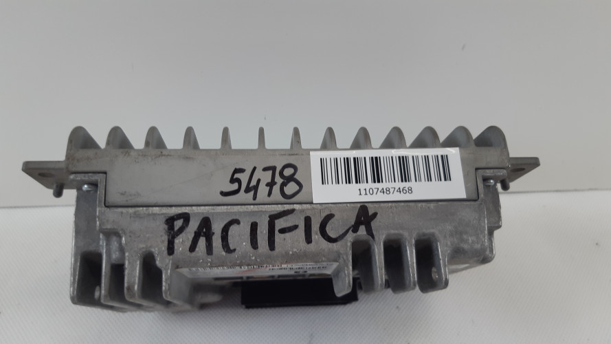 CHRYSLER PACIFICA 16- RADIO 68232026AK