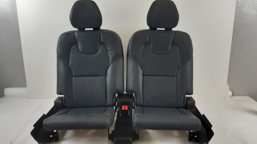 VOLVO XC90 II FOTELE 3 RZĄD