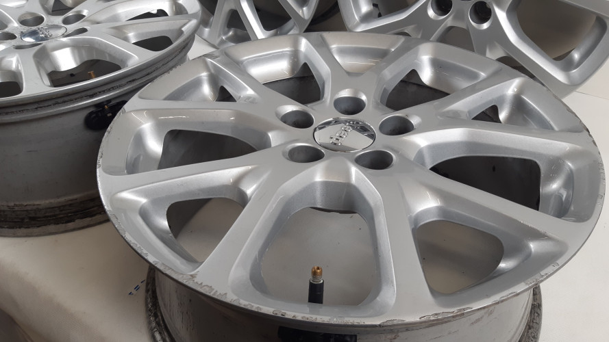 JEEP CHEROKEE KL FELGI ALUMINIOWE 17X7.0 1UT90TRMAA