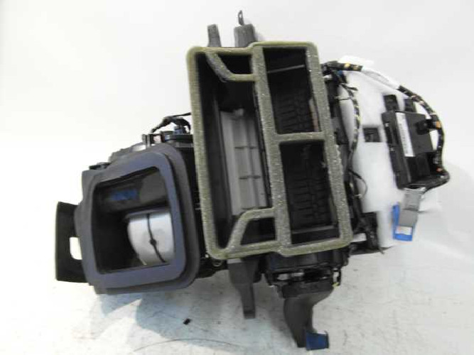 JEEP CHEROKEE KL LIFT 2.2 MTJ 19-  NAGRZEWNICA 68267042AA