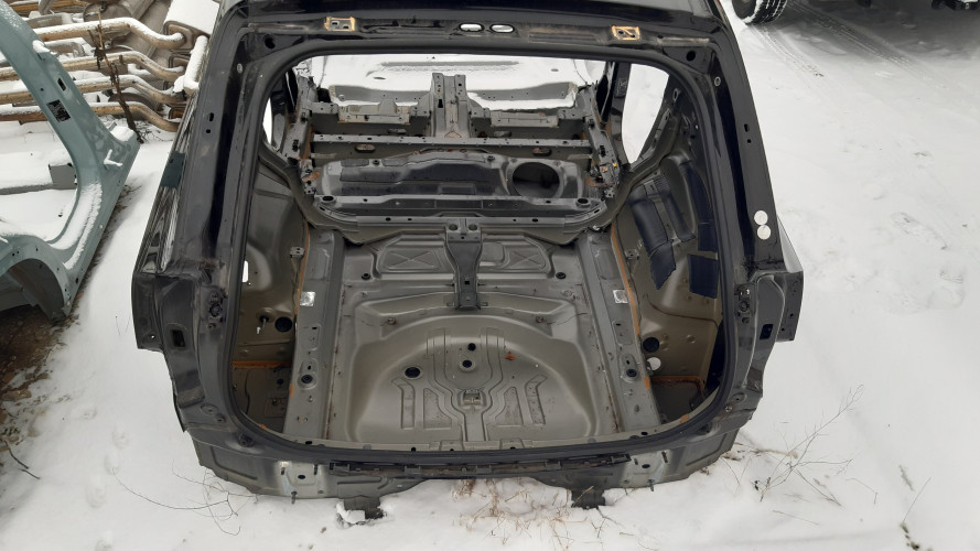 VOLVO XC90 II ĆWIARTKA KAROSERIA TYŁ BŁOTNIK PRAWY LEWY 487-46