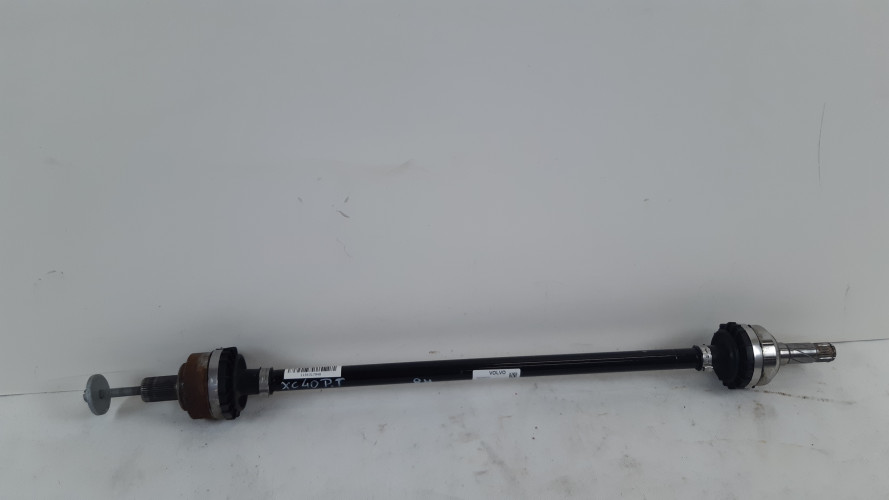 VOLVO XC40 PÓŁOŚ PRAWA TYŁ 32336231