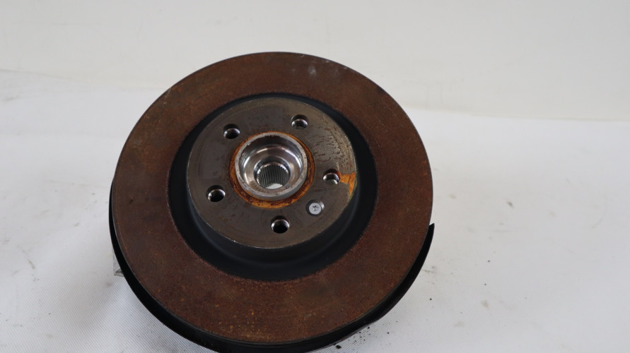 VOLVO XC40 1.5 T3 PIASTA ZWROTNICA PRAWA PRZÓD 32221857, 32217578