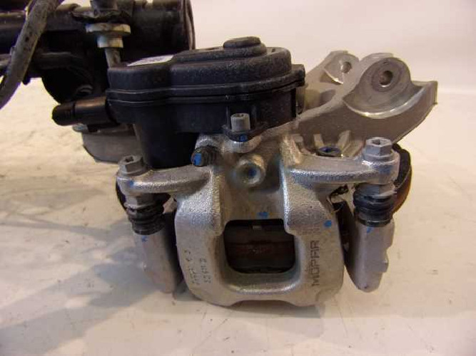 JEEP COMPASS II 2.0 MTJ 17- ZAWIESZENIE MCPHERSON PRAWY TYŁ 53466192 68382548AA