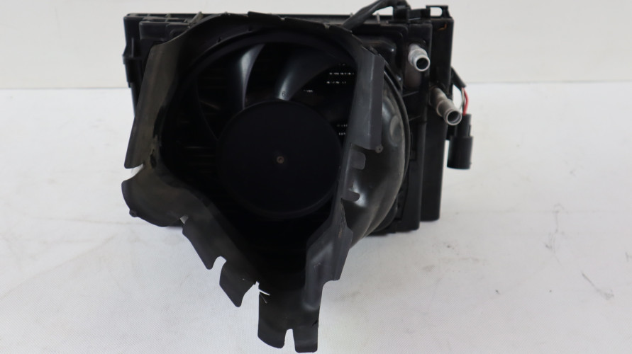 VOLVO V60 II 2.0 T6 PLUG IN HYBRID CHŁODNICA WODY AKUMULATORA WNTYLATOR 32222696