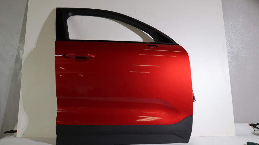 VOLVO XC40 DRZWI PRAWE PRZÓD 725