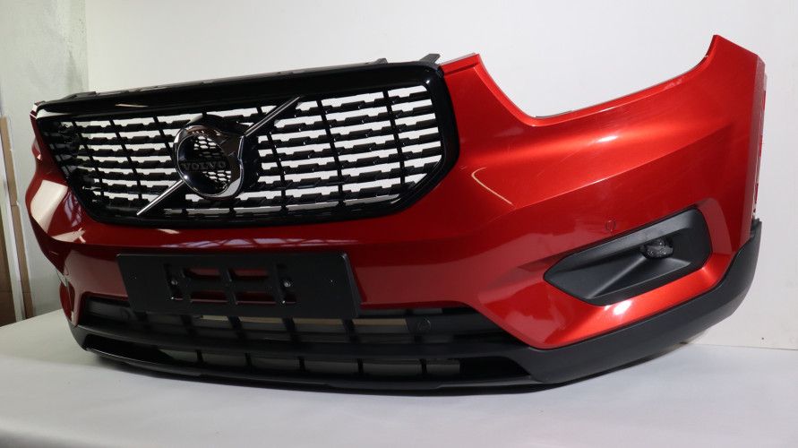 VOLVO XC40 R-DESIGN ZDERZAK PRZÓD 725