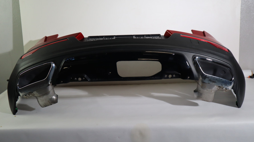 VOLVO XC40 R-DESIGN ZDERZAK TYŁ 725