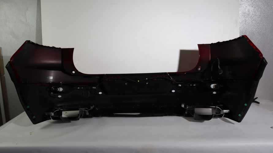 VOLVO XC40 R-DESIGN ZDERZAK TYŁ 725