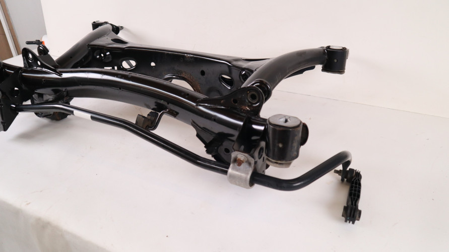 VOLVO XC40 WÓZEK SANKI TYŁ 32246800