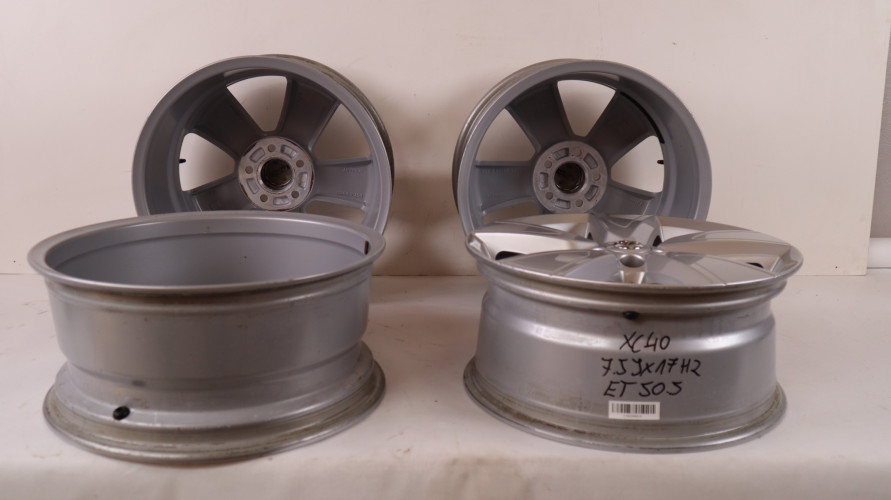 VOLVO XC40 FELGI ALUMINIOWE 17X7. 31680565