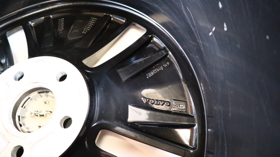 VOLVO XC90 II FELGI ALUMINIOWE 19X8.0 31680216