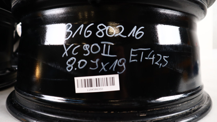 VOLVO XC90 II FELGI ALUMINIOWE 19X8.0 31680216