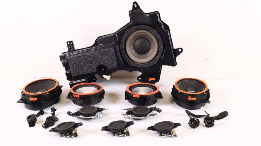TOYOTA LAND CRUISER 200 GŁOŚNIKI NAGŁOŚNIENIE '05912-J0853, 08112-J0801, 03312-J0851, 04712-J0801