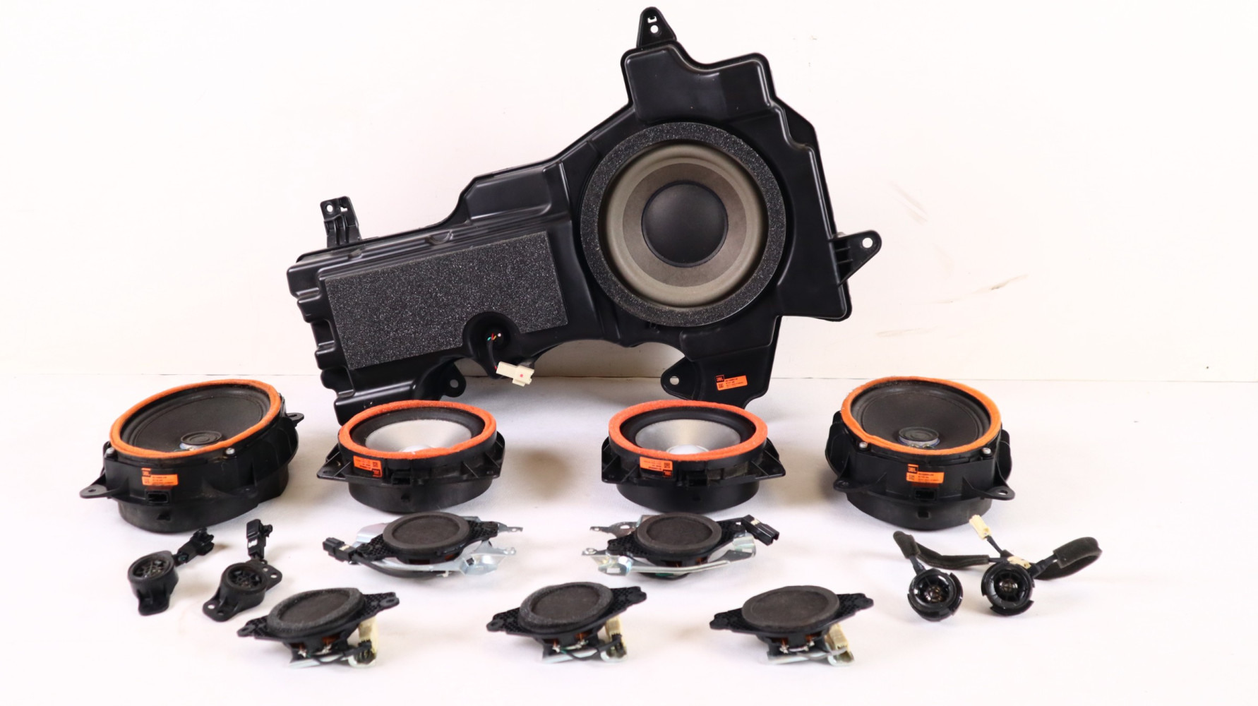TOYOTA LAND CRUISER 200 GŁOŚNIKI NAGŁOŚNIENIE '05912-J0853, 08112-J0801, 03312-J0851, 04712-J0801