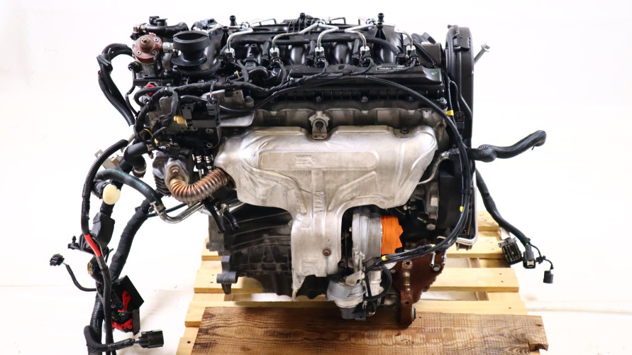VOLVO V70 III 2.0 SILNIK D5204T3